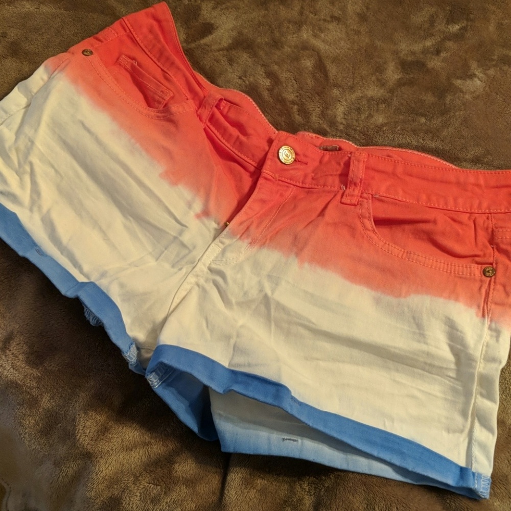 Super Cute Lei Red White & Blue Shorts